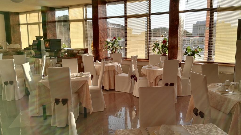 Hotel Alexander Cesena Luaran gambar